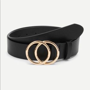 🆕Double Ring Gold Black Blogger Belt!🆕